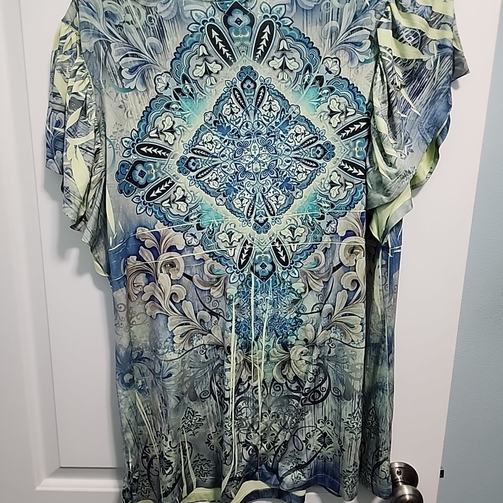 Blue and Green Boho Embellisjed Women's Top Sz 2X - Picture 6 of 6